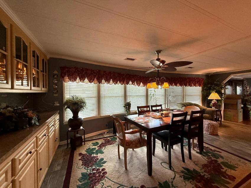 7624 Kings Drive a Ellenton, FL Mobile or Manufactured Home for Sale